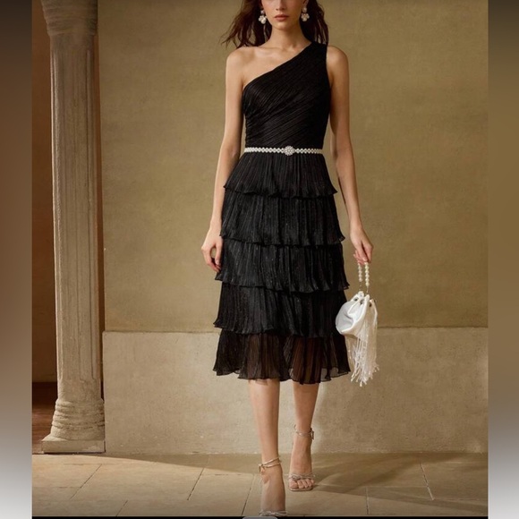 Luxe one shoulder layered ruffle hem midi dress - Picture 6 of 6